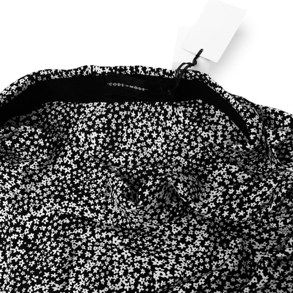 NEW CODE X MODE side ruched Asymmetrical mini floral Skirt - Picture 4 of 7